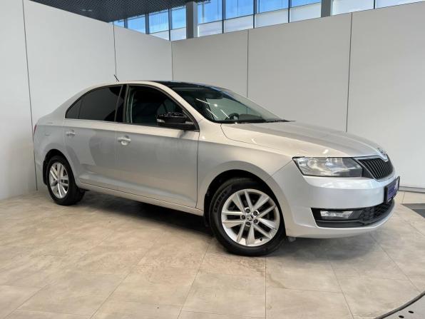 Skoda Rapid I Рестайлинг с пробегом 2018 года, цена 1 200 000 рублей, 140847 км, лифтбек, Автокод Объявления