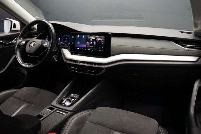 Skoda Octavia IV (A8) с пробегом 2021 года, цена 2 299 000 рублей, 113000 км, лифтбек, Автокод Объявления