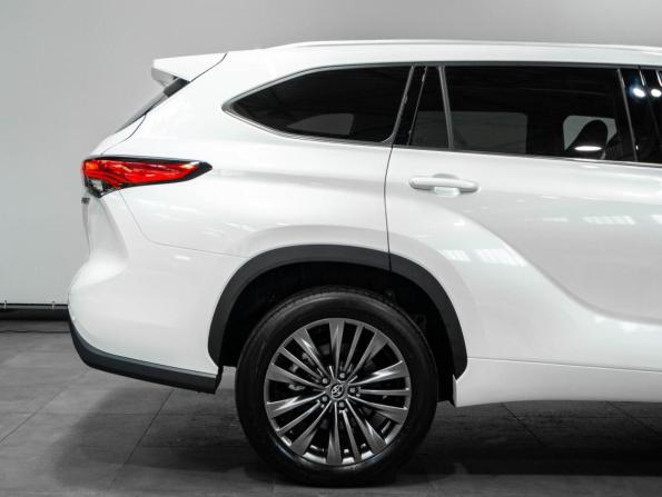 Toyota Highlander IV (XU70) с пробегом 2026 года, цена 5 500 000 рублей, 31 км, внедорожник, Автокод Объявления