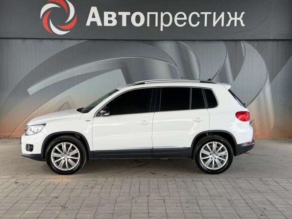 Volkswagen Tiguan I Рестайлинг с пробегом 2013 года, цена 1 650 000 рублей, 118200 км, внедорожник, Автокод Объявления
