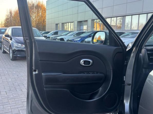 Kia Soul II Рестайлинг с пробегом 2017 года, цена 1 450 000 рублей, 140812 км, хэтчбек, Автокод Объявления