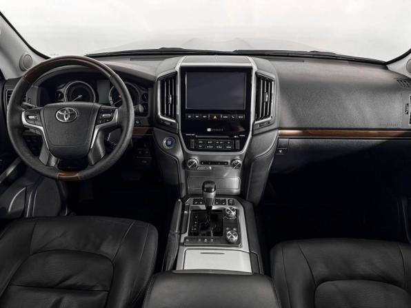 Toyota Land Cruiser 200 Series Рестайлинг 2 с пробегом 2016 года, цена 4 650 000 рублей, 220381 км, внедорожник, Автокод Объявления