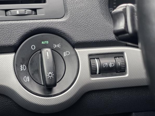 Skoda Octavia II (A5) Рестайлинг с пробегом 2013 года, цена 830 000 рублей, 176512 км, лифтбек, Автокод Объявления