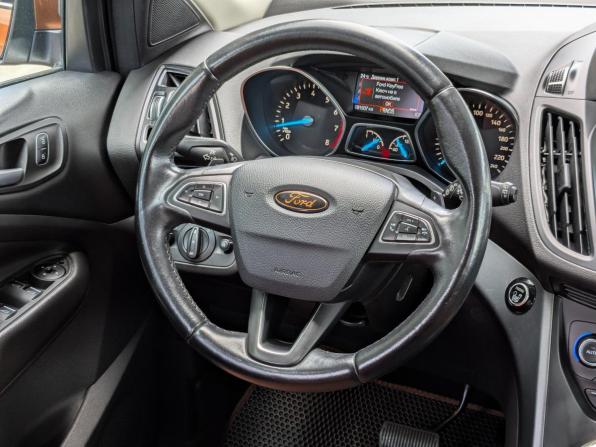 Ford Kuga II Рестайлинг с пробегом 2017 года, цена 1 894 900 рублей, 91000 км, внедорожник, Автокод Объявления