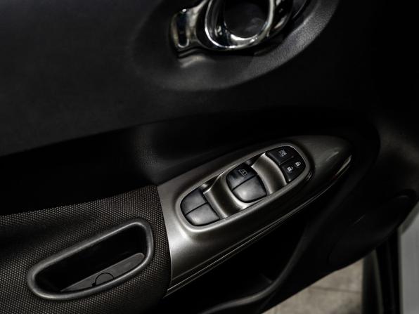 Nissan Juke I с пробегом 2012 года, цена 980 000 рублей, 202643 км, внедорожник, Автокод Объявления