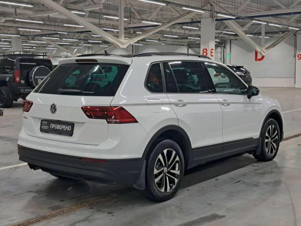 Volkswagen Tiguan II с пробегом 2020 года, цена 1 820 000 рублей, 203982 км, внедорожник, Автокод Объявления
