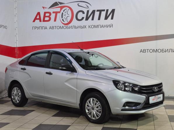 Lada (ВАЗ) Vesta I с пробегом 2017 года, цена 840 000 рублей, 89084 км, седан, Автокод Объявления
