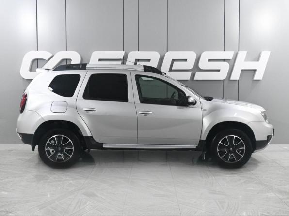 Renault Duster I Рестайлинг с пробегом 2018 года, цена 1 239 000 рублей, 166386 км, внедорожник, Автокод Объявления