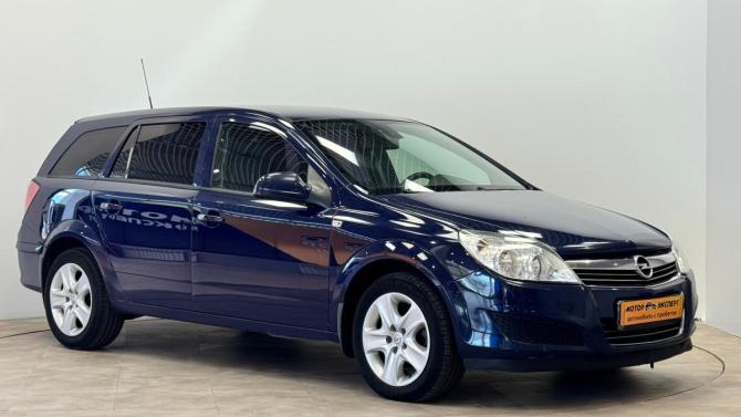 Opel Astra H Рестайлинг с пробегом 2013 года, цена 699 000 рублей, 172520 км, универсал, Автокод Объявления