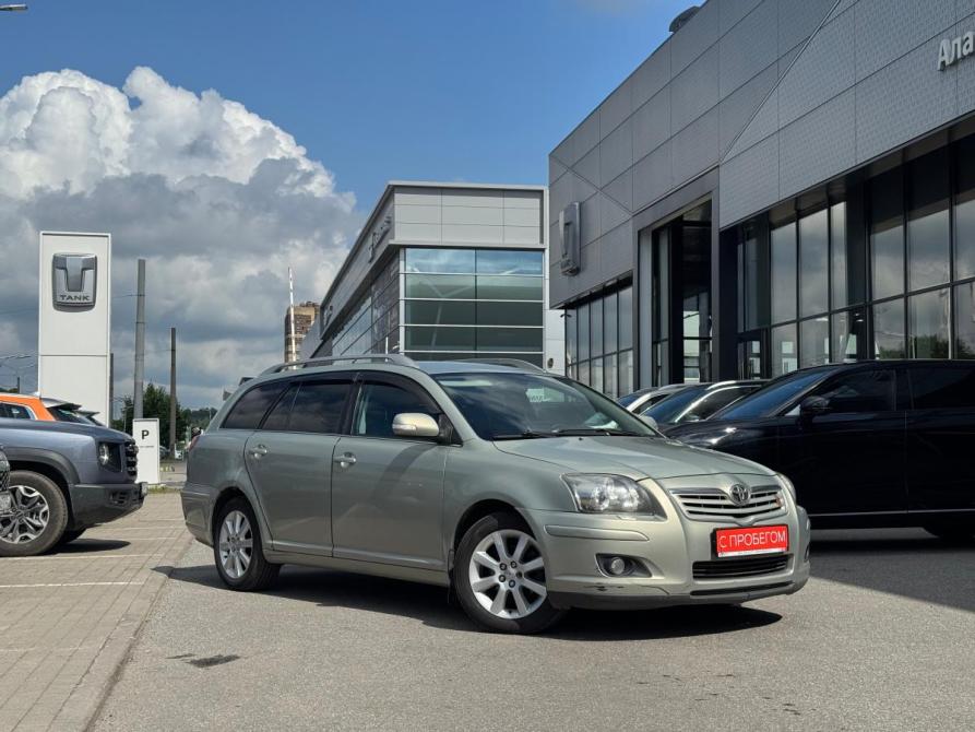 Toyota Avensis II Рестайлинг Санкт-Петербург  - изображение 1