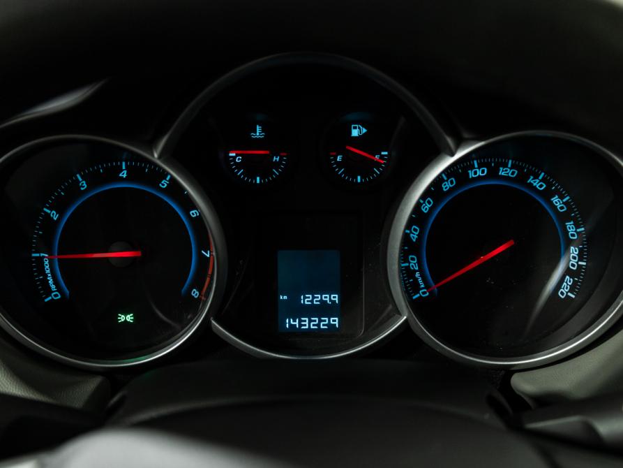 Chevrolet Cruze I Рестайлинг Санкт-Петербург  - изображение 12