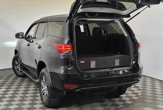 Toyota Fortuner II Рестайлинг с пробегом 2021 года, цена 4 100 000 рублей, 80922 км, внедорожник, Автокод Объявления
