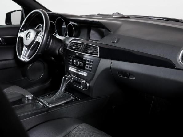 Mercedes-Benz C-Класс III (W204) Рестайлинг с пробегом 2011 года, цена 1 490 000 рублей, 183431 км, седан, Автокод Объявления