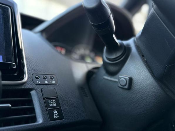 Toyota Noah III (R80) Рестайлинг с пробегом 2019 года, цена 2 999 000 рублей, 94163 км, минивэн, Автокод Объявления