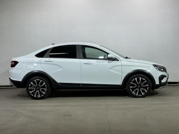 Lada (ВАЗ) Vesta I Рестайлинг (NG) с пробегом 2024 года, цена 1 485 000 рублей, 57411 км, седан, Автокод Объявления
