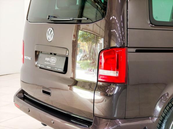 Volkswagen Multivan T5 Рестайлинг с пробегом 2011 года, цена 2 280 300 рублей, 268843 км, минивэн, Автокод Объявления