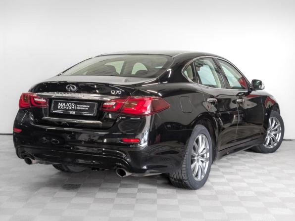 Infiniti Q70 I Рестайлинг с пробегом 2015 года, цена 2 425 000 рублей, 93317 км, седан, Автокод Объявления