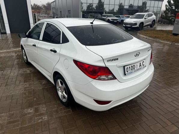 Hyundai Solaris I с пробегом 2013 года, цена 889 900 рублей, 151245 км, седан, Автокод Объявления