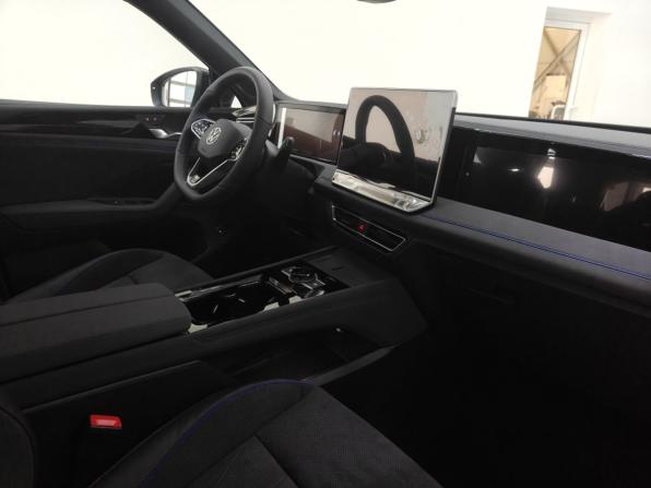 Volkswagen Tiguan III (China Market) с пробегом 2026 года, цена 5 030 000 рублей, 55 км, внедорожник, Автокод Объявления