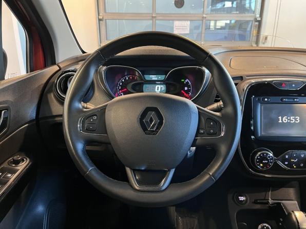 Renault Kaptur I с пробегом 2017 года, цена 1 590 000 рублей, 133987 км, внедорожник, Автокод Объявления
