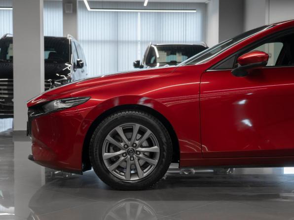 Mazda 3 IV (BP) с пробегом 2019 года, цена 2 030 000 рублей, 163602 км, хэтчбек, Автокод Объявления