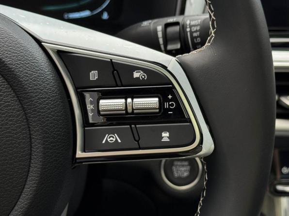 Kia K3 II (China Market) Рестайлинг с пробегом 2025 года, цена 2 880 000 рублей, 44 км, седан, Автокод Объявления