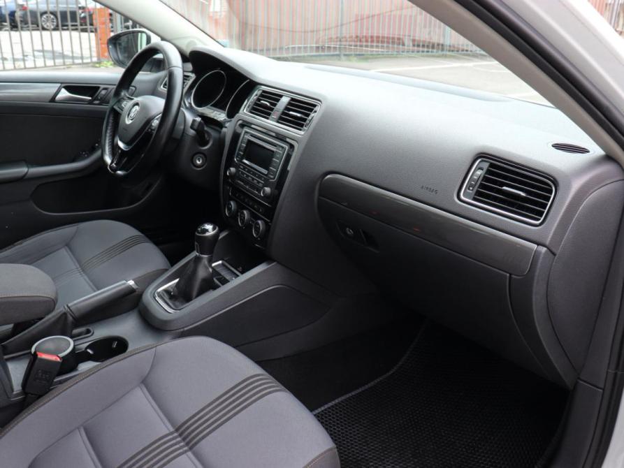 Volkswagen Jetta VI Рестайлинг Химки  - изображение 8