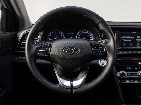 Hyundai Elantra VI (AD) Рестайлинг с пробегом 2019 года, цена 1 500 000 рублей, 113639 км, седан, Автокод Объявления