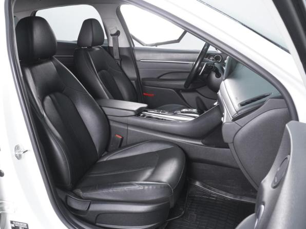Hyundai Sonata VIII (DN8) с пробегом 2022 года, цена 2 210 000 рублей, 152472 км, седан, Автокод Объявления
