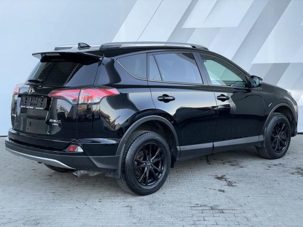 Toyota RAV4 IV (XA40) Рестайлинг с пробегом 2018 года, цена 2 298 000 рублей, 178092 км, внедорожник, Автокод Объявления