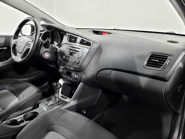 Kia Ceed II Рестайлинг с пробегом 2018 года, цена 1 350 000 рублей, 108763 км, универсал, Автокод Объявления