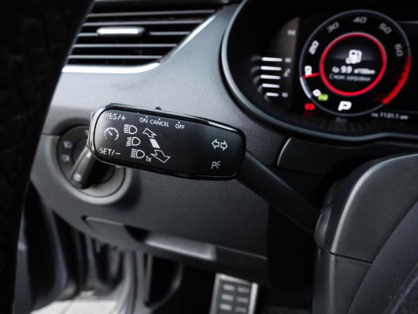 Skoda Octavia III (A7) Рестайлинг с пробегом 2019 года, цена 1 907 000 рублей, 144561 км, лифтбек, Автокод Объявления