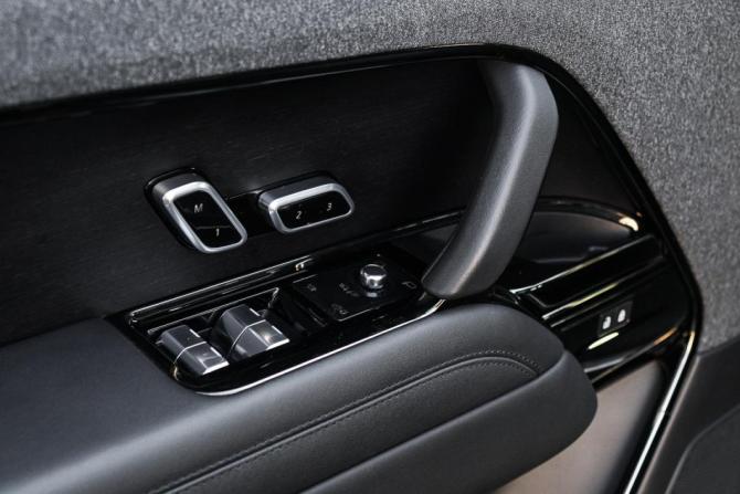 Land Rover Range Rover Sport III с пробегом 2022 года, цена 13 900 000 рублей, 48667 км, внедорожник, Автокод Объявления