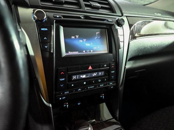 Toyota Camry VII (XV50) Рестайлинг с пробегом 2016 года, цена 2 110 000 рублей, 165934 км, седан, Автокод Объявления