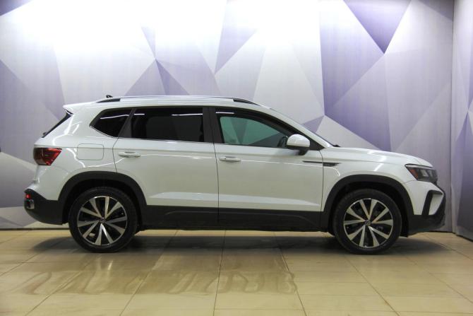 Volkswagen Taos I с пробегом 2022 года, цена 2 500 000 рублей, 98125 км, внедорожник, Автокод Объявления