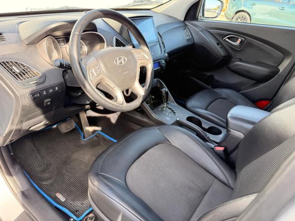 Hyundai ix35 I Рестайлинг с пробегом 2015 года, цена 999 000 рублей, 225000 км, внедорожник, Автокод Объявления