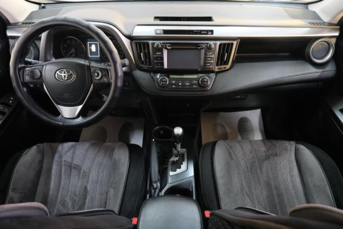 Toyota RAV4 IV (XA40) Рестайлинг с пробегом 2016 года, цена 2 599 000 рублей, 185493 км, внедорожник, Автокод Объявления