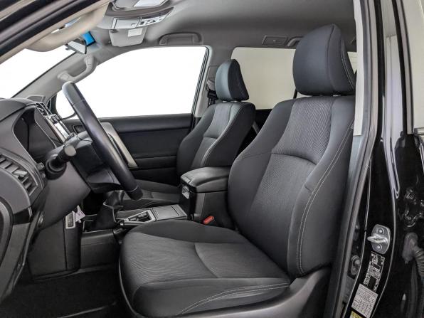 Toyota Land Cruiser Prado 150 Series Рестайлинг 2 с пробегом 2018 года, цена 4 350 000 рублей, 84348 км, внедорожник, Автокод Объявления