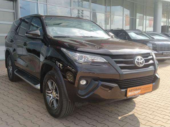 Toyota Fortuner II с пробегом 2017 года, цена 3 070 000 рублей, 240204 км, внедорожник, Автокод Объявления