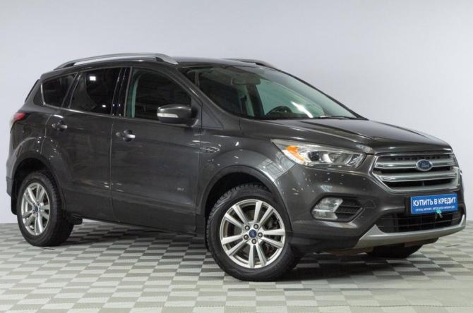 Ford Kuga II Рестайлинг с пробегом 2017 года, цена 1 629 000 рублей, 175500 км, внедорожник, Автокод Объявления