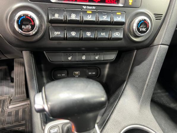 Kia Sportage IV Рестайлинг с пробегом 2019 года, цена 2 199 000 рублей, 76000 км, внедорожник, Автокод Объявления