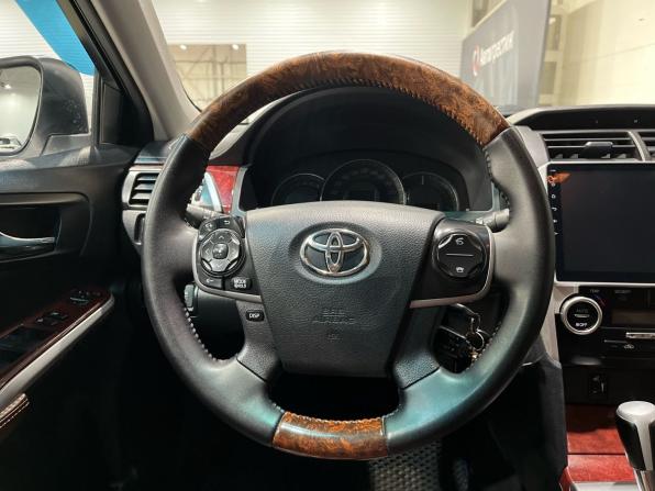 Toyota Camry VII (XV50) с пробегом 2014 года, цена 1 297 000 рублей, 337274 км, седан, Автокод Объявления