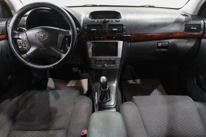 Toyota Avensis II с пробегом 2005 года, цена 749 000 рублей, 275000 км, седан, Автокод Объявления