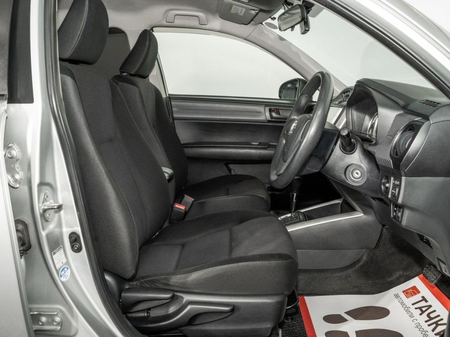 Toyota Corolla XI (E160 E170 E180) Иркутск  - изображение 5