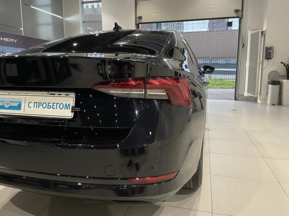 Skoda Octavia IV (A8) с пробегом 2020 года, цена 1 900 000 рублей, 103812 км, лифтбек, Автокод Объявления