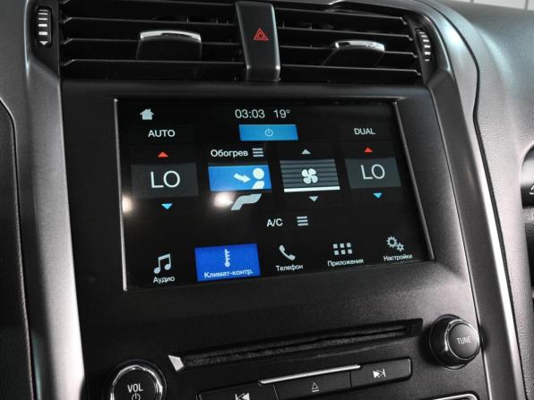 Ford Mondeo V с пробегом 2018 года, цена 1 479 000 рублей, 135698 км, универсал, Автокод Объявления