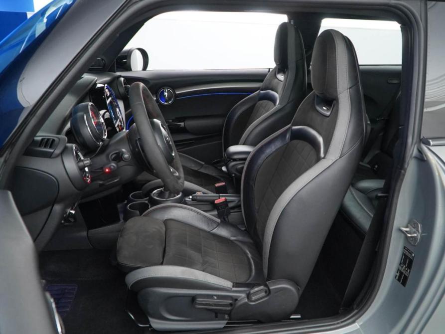 Mini Hatch III (F55/F56) Рестайлинг Москва  - изображение 10