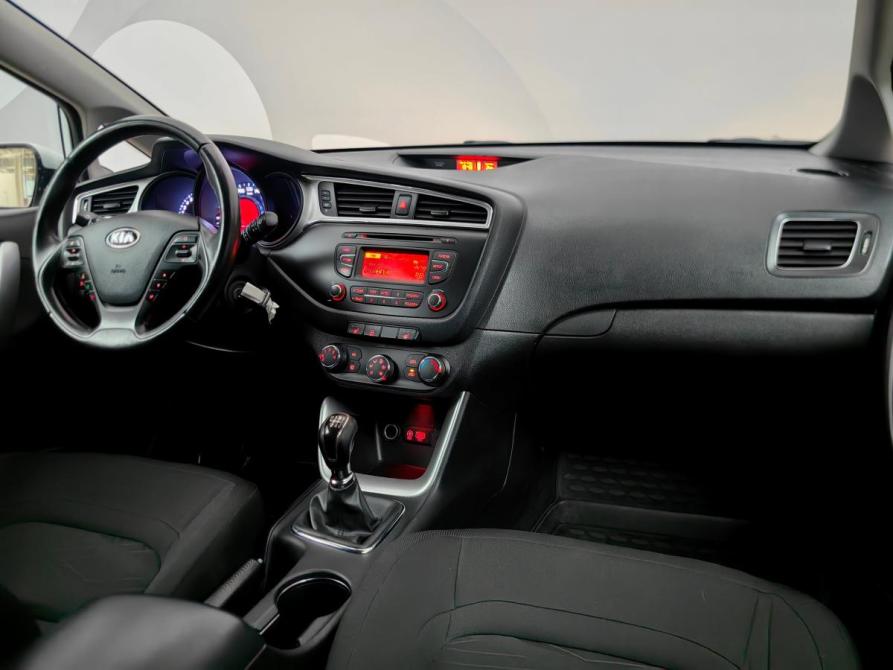 Kia Ceed II Рестайлинг Подольск  - изображение 13
