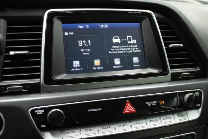 Hyundai Sonata VII (LF) Рестайлинг с пробегом 2017 года, цена 1 639 000 рублей, 132065 км, седан, Автокод Объявления
