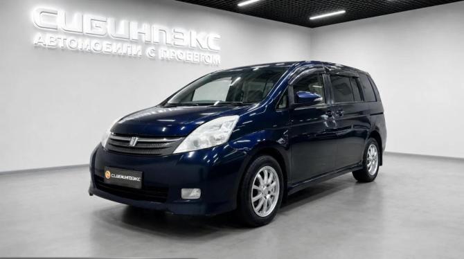 Toyota ISis I Рестайлинг с пробегом 2014 года, цена 1 030 000 рублей, 313000 км, минивэн, Автокод Объявления